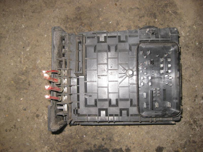 Kutija sa relejima i osiguraci