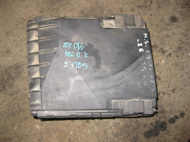 Kutija sa relejima i osiguraci