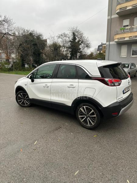 Opel Crossland X  turbo d