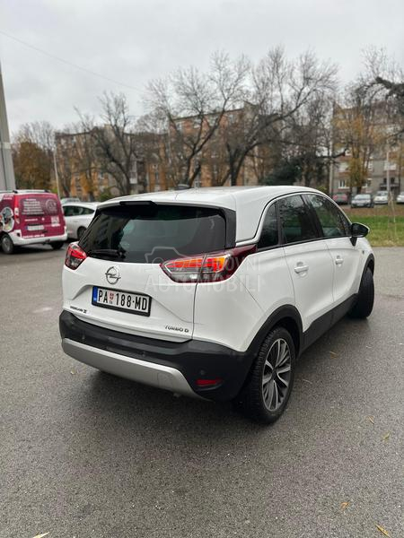 Opel Crossland X  turbo d