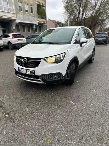 Opel Crossland X  turbo d