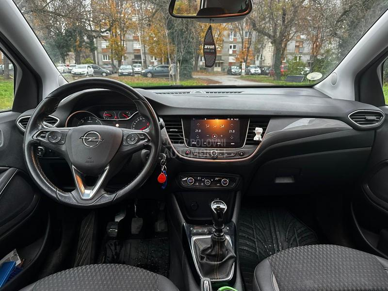 Opel Crossland X  turbo d