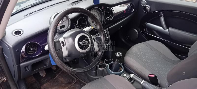 MINI Cooper Seven 1.6