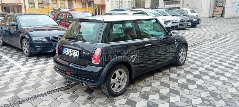 MINI Cooper Seven 1.6