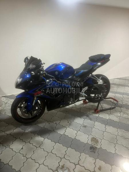 Suzuki GSX R 600