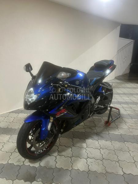 Suzuki GSX R 600