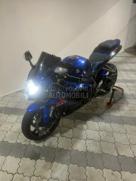 Suzuki GSX R 600