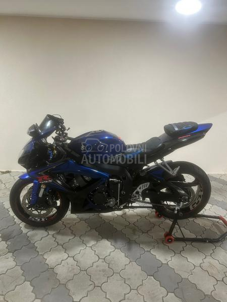 Suzuki GSX R 600