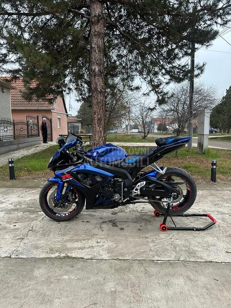Suzuki GSX R 600