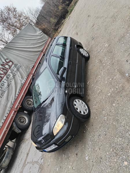 Opel Astra G 1.8