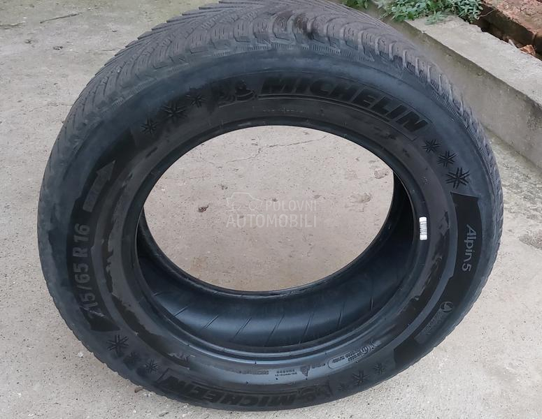 Michelin 215/65 R16 Zimska