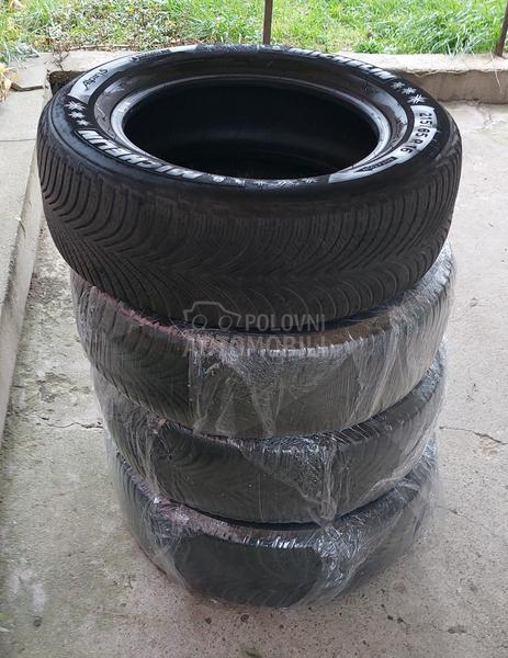 Michelin 215/65 R16 Zimska