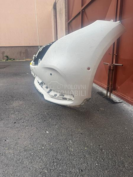 prednji branik W293 amg