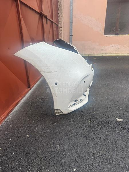 prednji branik W293 amg