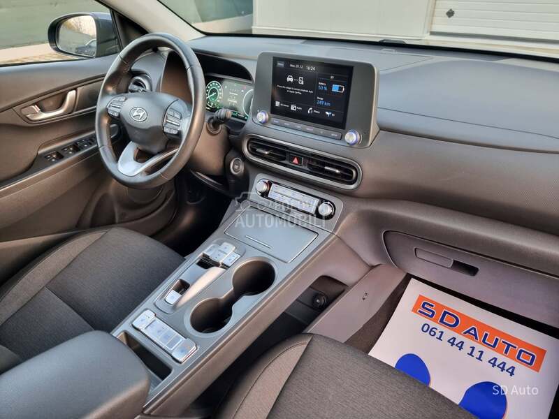 Hyundai Kona Electric 64