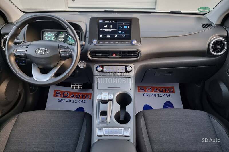 Hyundai Kona Electric 64