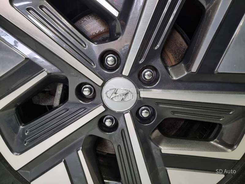 Hyundai Kona Electric 64