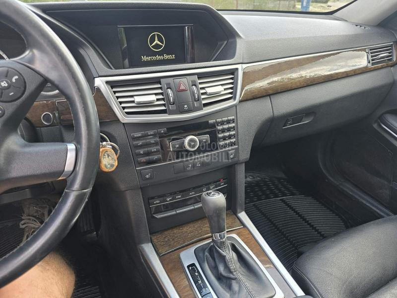 Mercedes Benz E 200 200Cdi elegance