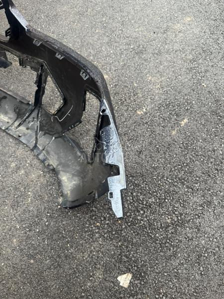 prednji branik G01 Lci