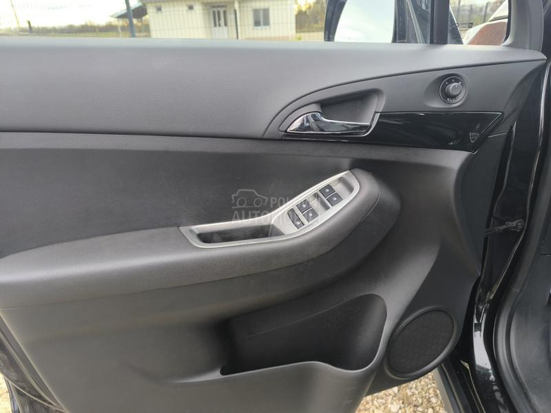 Chevrolet Orlando 2.0 cdti N A V I