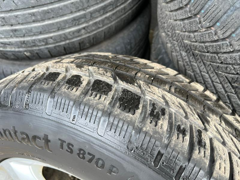 Continental 215/65 R16 Zimska