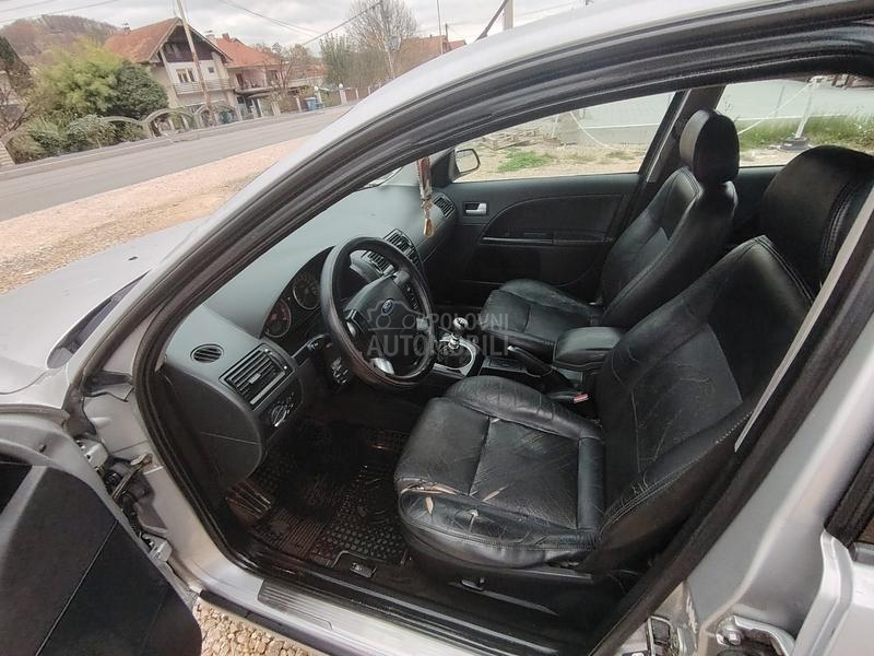 Ford Mondeo GHIA/RE G DU GO