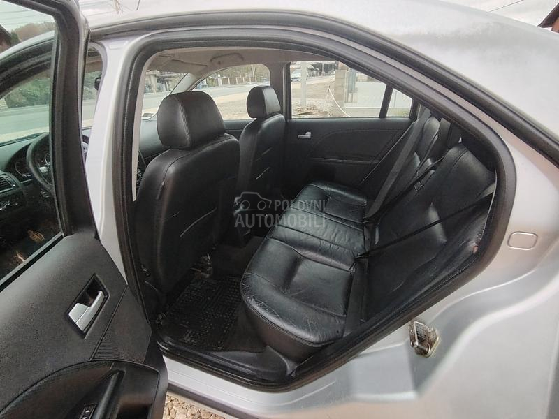 Ford Mondeo GHIA/RE G DU GO