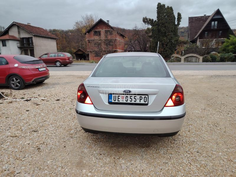 Ford Mondeo GHIA/RE G DU GO