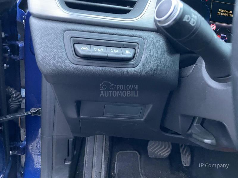 Renault Captur 1.6 HYBRID INTENS