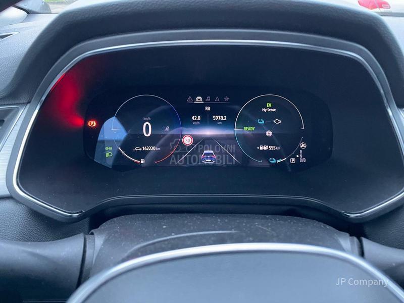 Renault Captur 1.6 HYBRID INTENS