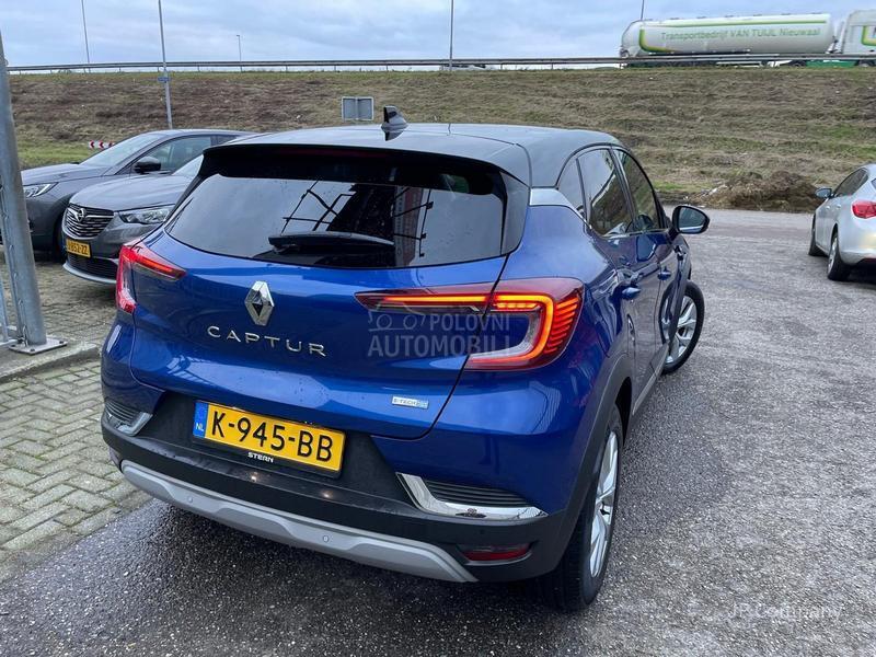 Renault Captur 1.6 HYBRID INTENS