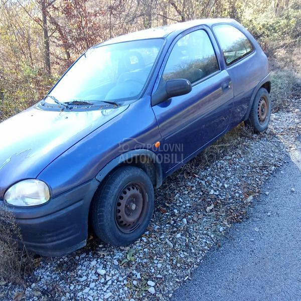 Opel Corsa B 