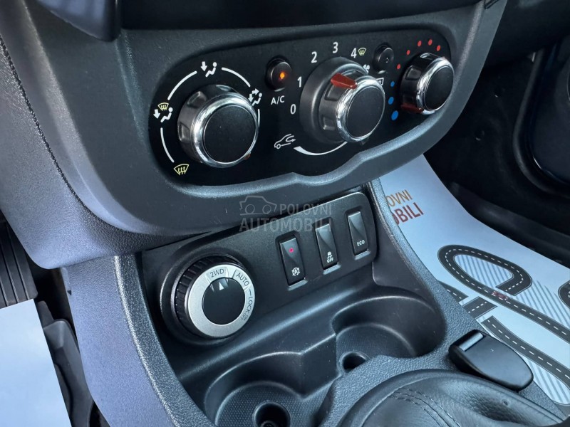 Dacia Duster 4x4 fuull NOV