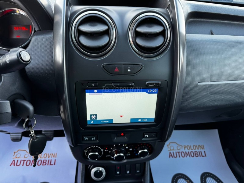 Dacia Duster 4x4 fuull NOV