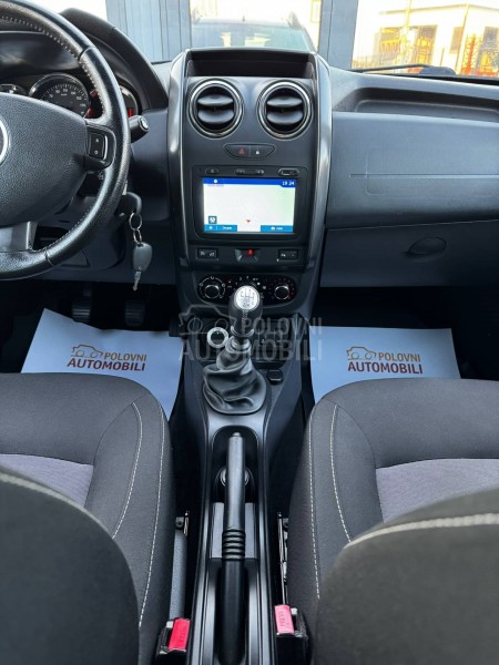 Dacia Duster 4x4 fuull NOV