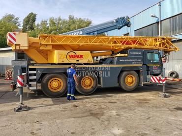 Liebherr LTM1045