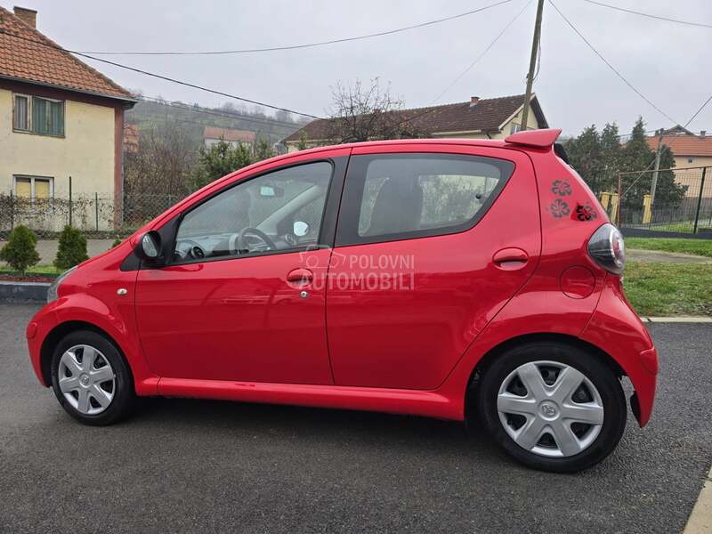 Toyota Aygo 1.0 B CH