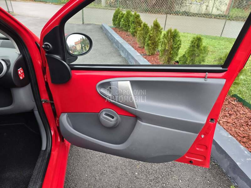 Toyota Aygo 1.0 B CH