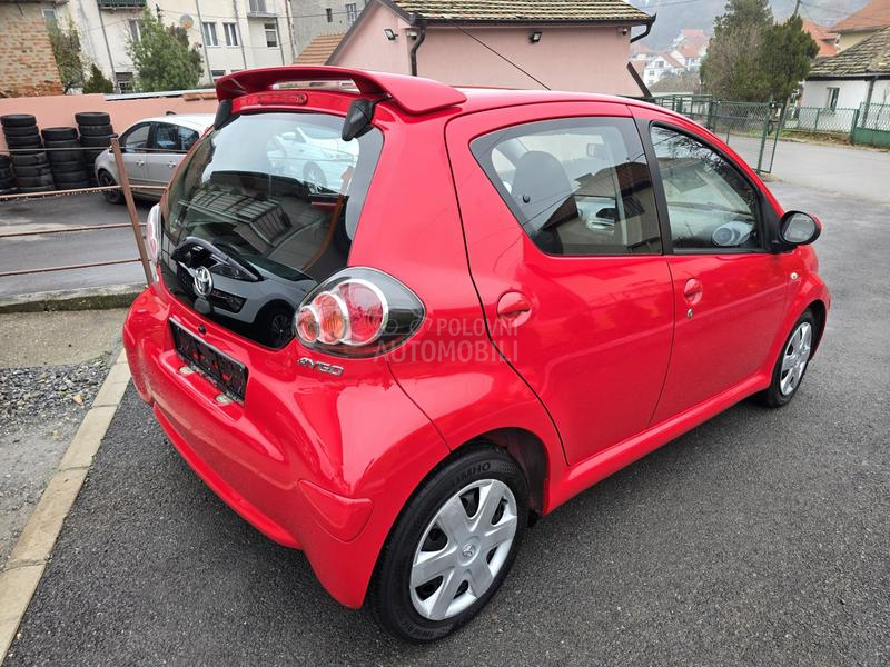 Toyota Aygo 1.0 B CH