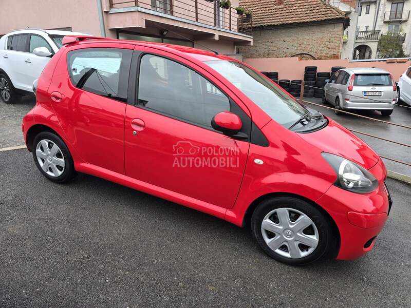 Toyota Aygo 1.0 B CH