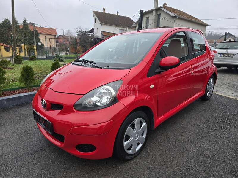Toyota Aygo 1.0 B CH