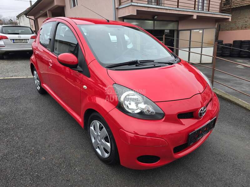 Toyota Aygo 1.0 B CH