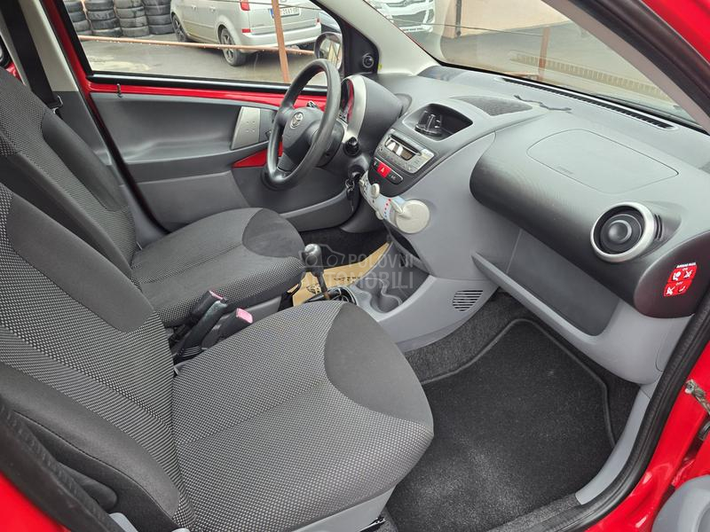 Toyota Aygo 1.0 B CH