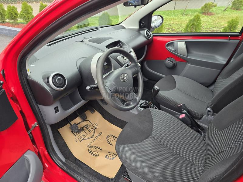 Toyota Aygo 1.0 B CH