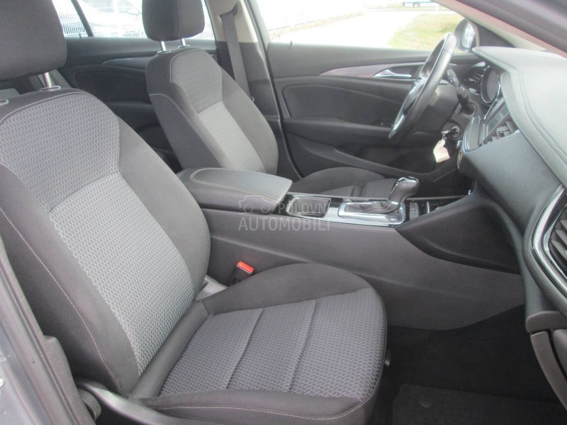 Opel Insignia Grand 1.5 d Business