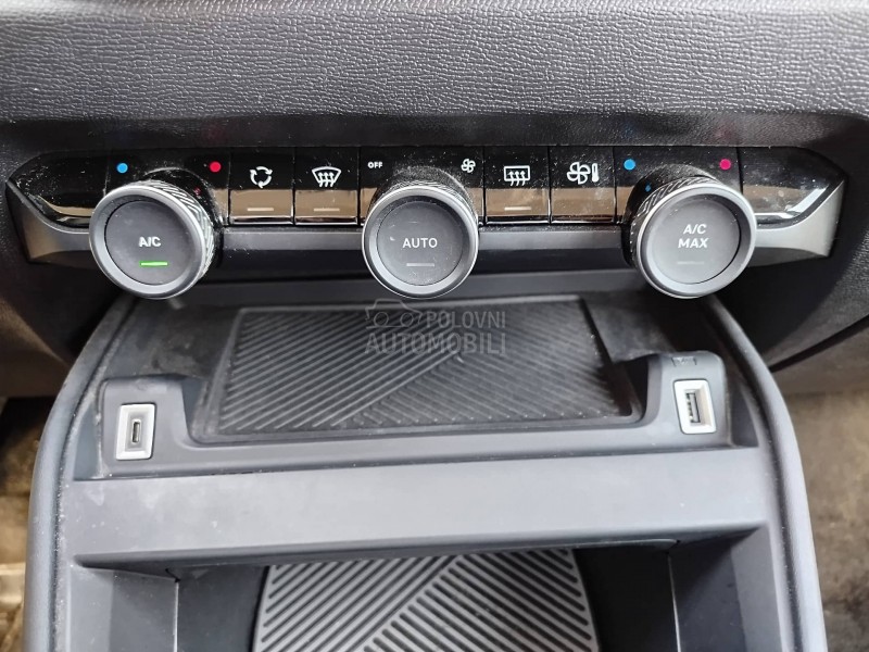 Citroen C4 1.2 BUSINESS M/T