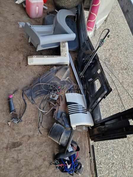 Kabina u delovima Atego