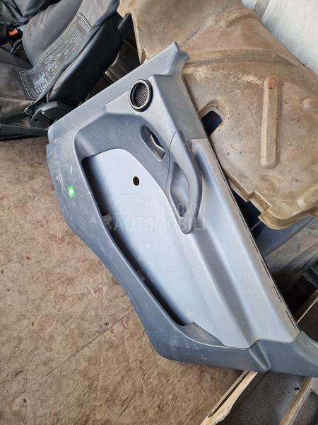 Kabina u delovima Atego