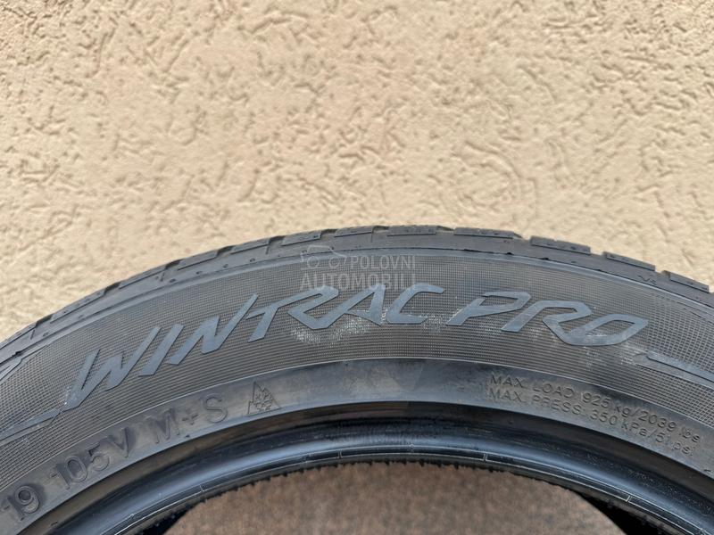 Vredestein 235/55 R19 Zimska