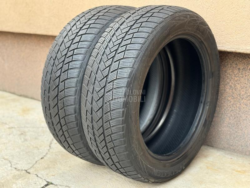 Vredestein 235/55 R19 Zimska